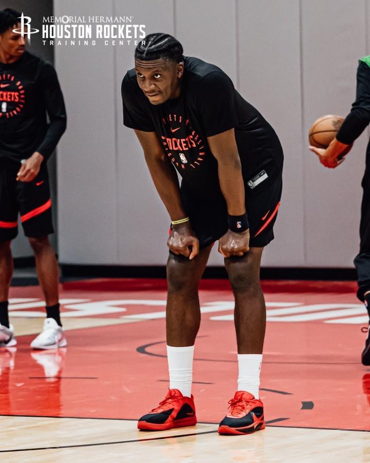 火箭队的第, 老将来尊重 火箭队的第, 老将来尊重