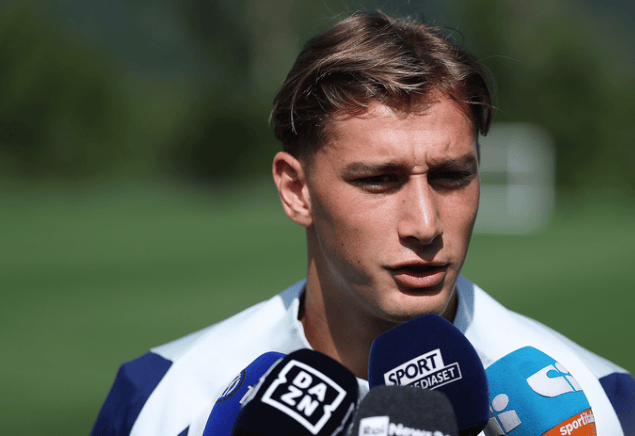 任务是保护, 仅是他第二